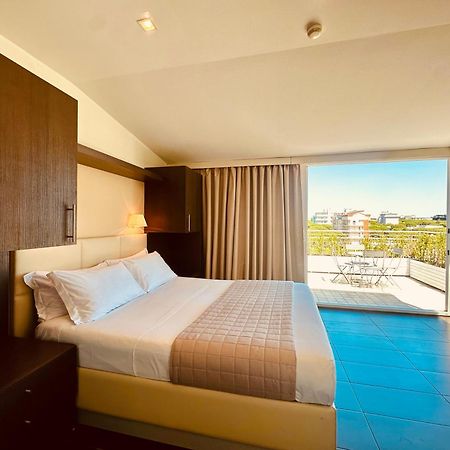 קרביה Hotel Miramare - Spa & Suites - Free Breakfast & Brunch Until 13-00 מראה חיצוני תמונה